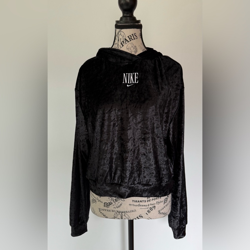 Nike Black Velour Hoodie Women's Size Small New with Tags